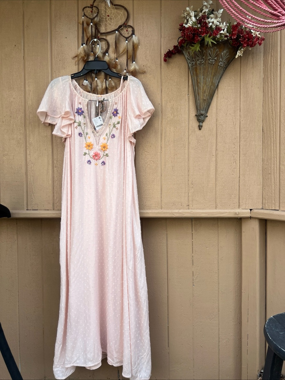 NWT FREE PEOPLE SAVANNAH ROSE Pale Pink Embroidered Flutter Sleeve Maxi Dress